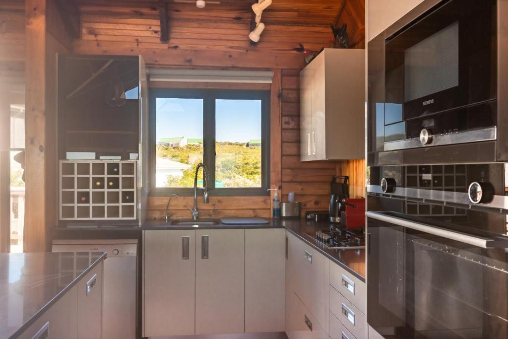 Malgas Views - Top House - Kitchen 1 Malgas Views - Top House - Kitchen 1